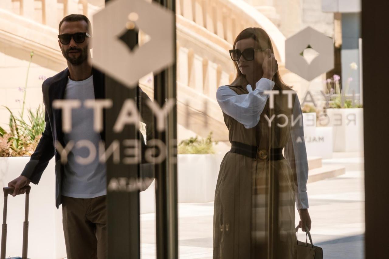 Hyatt Regency Malta Hotel Saint Julian's Exterior photo The Village outlet mall